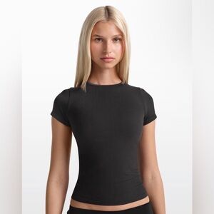 NikeSKIMS Ribbed Seamless Women's Short-Sleeve Top